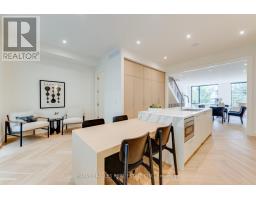 32 Evergreen Gardens, Toronto, ON M4G1C5 Photo 17