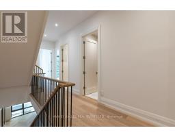 32 Evergreen Gardens, Toronto, ON M4G1C5 Photo 23
