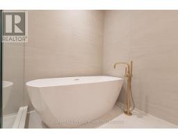 32 Evergreen Gardens, Toronto, ON M4G1C5 Photo 30