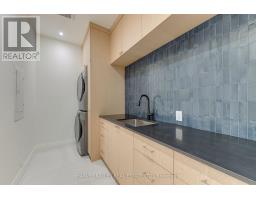 32 Evergreen Gardens, Toronto, ON M4G1C5 Photo 31