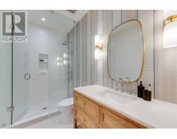 32 Evergreen Gardens, Toronto, ON M4G1C5 Photo 32