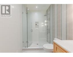 32 Evergreen Gardens, Toronto, ON M4G1C5 Photo 33