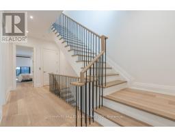 32 Evergreen Gardens, Toronto, ON M4G1C5 Photo 37
