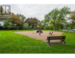 32 Evergreen Gardens, Toronto, ON M4G1C5 Photo 48