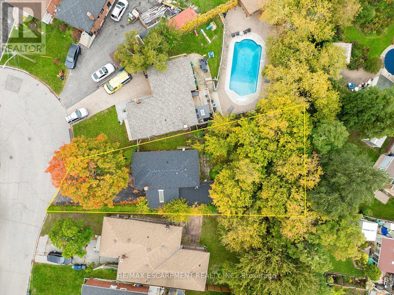 25 Tardree Place, Toronto, ON photo 2
