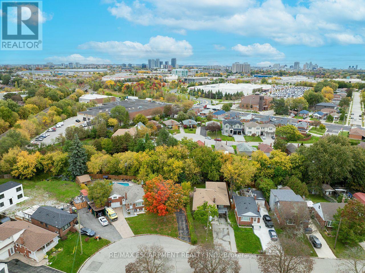 25 Tardree Place, Toronto, ON photo 35