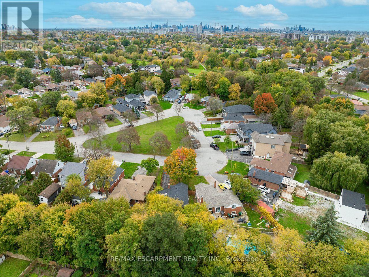 25 Tardree Place, Toronto, ON photo 36