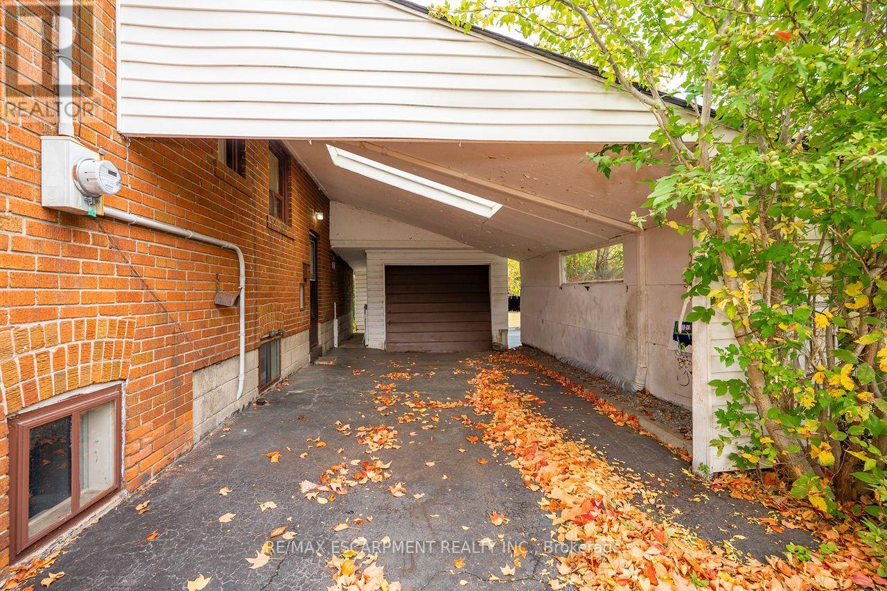25 Tardree Place, Toronto, ON photo 5