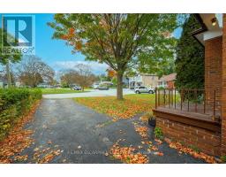 25 Tardree Place, Toronto, ON M1R3X2 Photo 6