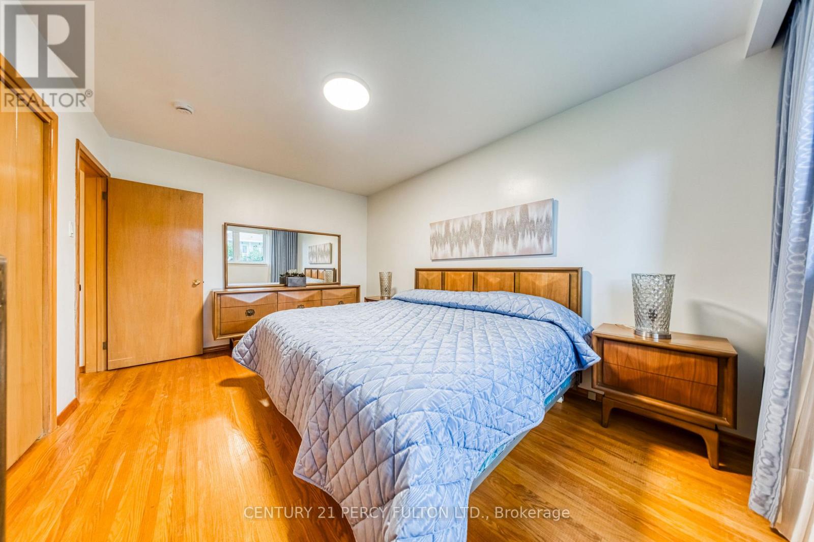 32 Bromton Drive, Toronto, ON photo 17