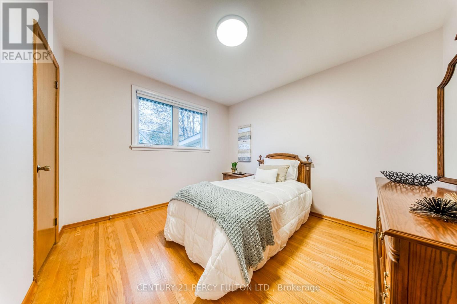 32 Bromton Drive, Toronto, ON photo 19