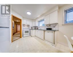 32 Bromton Drive, Toronto, ON M1P4B8 Photo 13
