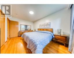 32 Bromton Drive, Toronto, ON M1P4B8 Photo 17