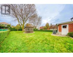 32 Bromton Drive, Toronto, ON M1P4B8 Photo 33