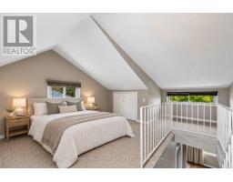 71 Meighen Avenue, Toronto, ON M4B2H4 Photo 13