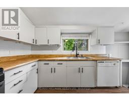 Laundry room - 71 Meighen Avenue, Toronto, ON M4B2H4 Photo 8