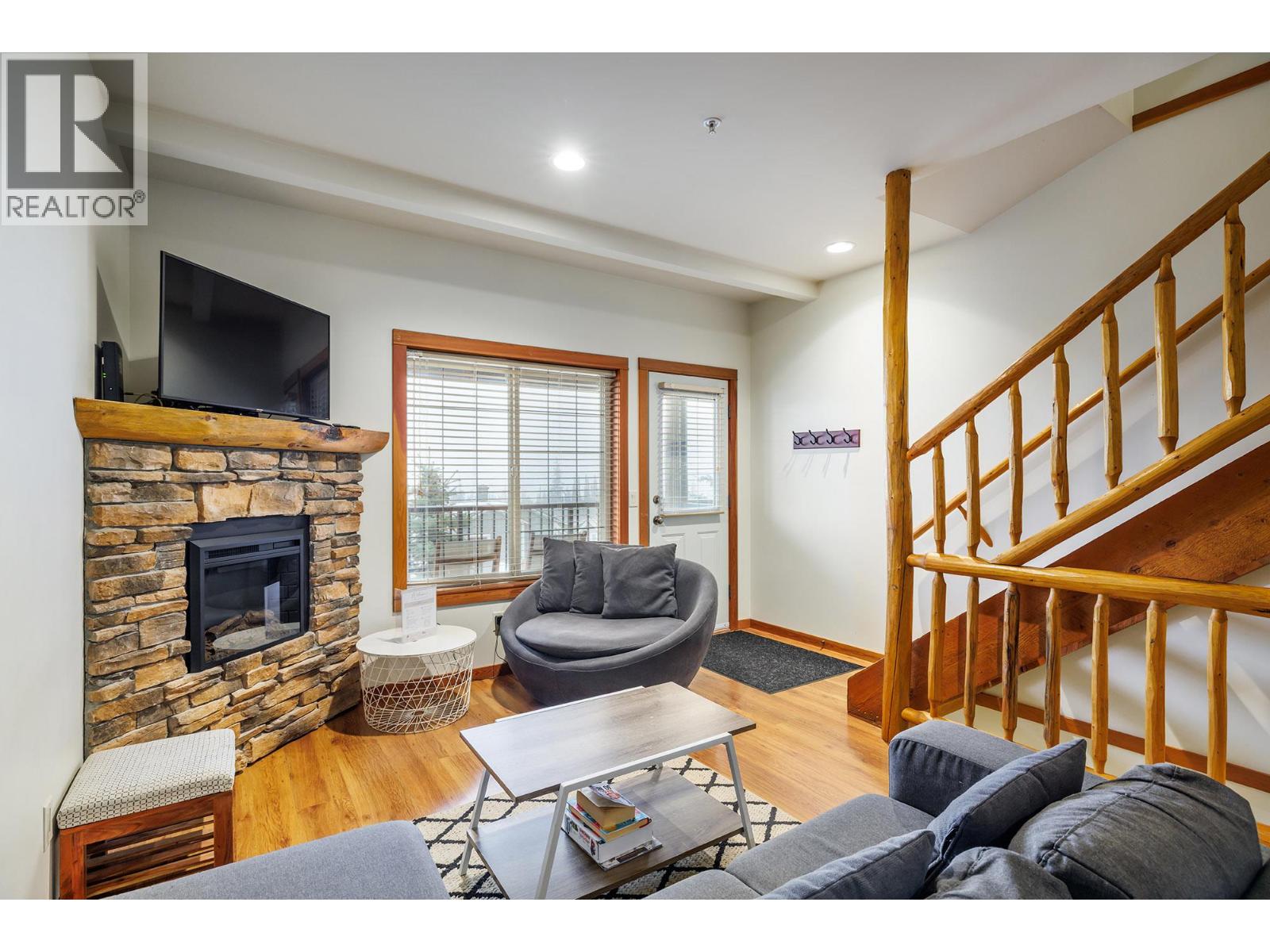 5020 Snowbird Way Unit# 6, Big White - Image 1