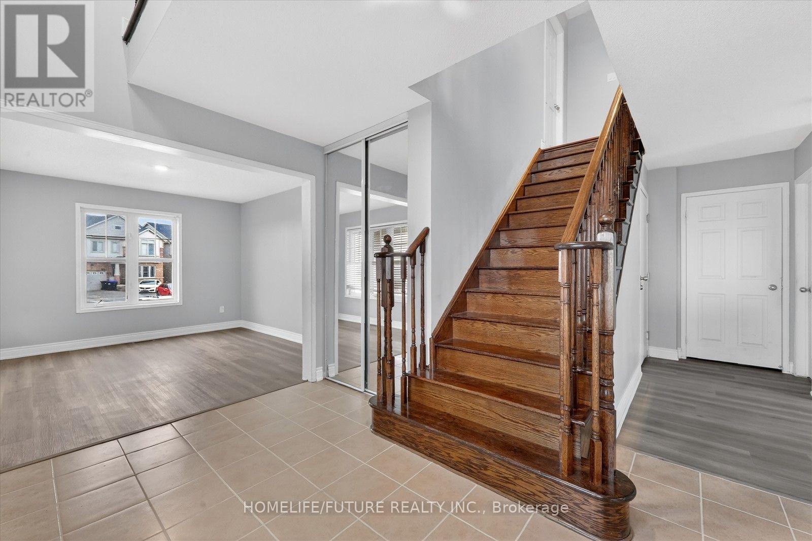 939 Miller Park Avenue, Bradford West Gwillimbury photo 6