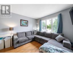 Primary Bedroom - 24 Hopkins Road, Barrie, ON L4M5X6 Photo 7