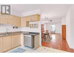 Mud room - 1383 Lansdowne Avenue, Toronto, ON M6H3Z9 Photo 11