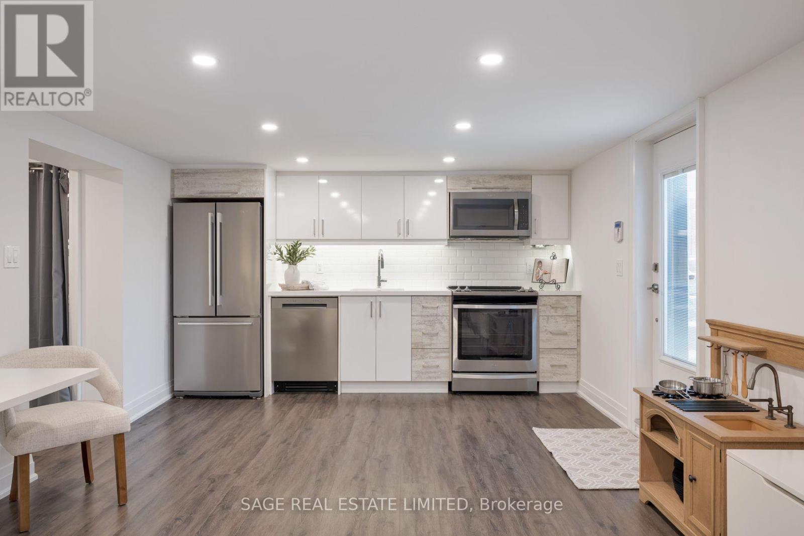 131 Silverhill Drive, Toronto, ON photo 38