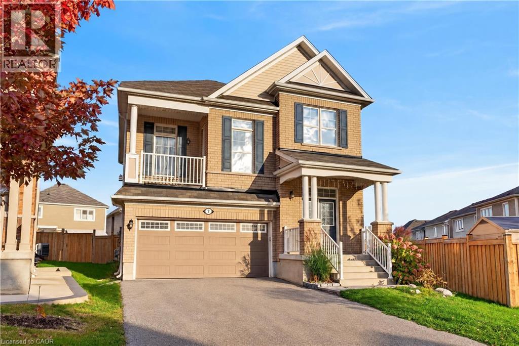 7 PICKETT Place — photo 2