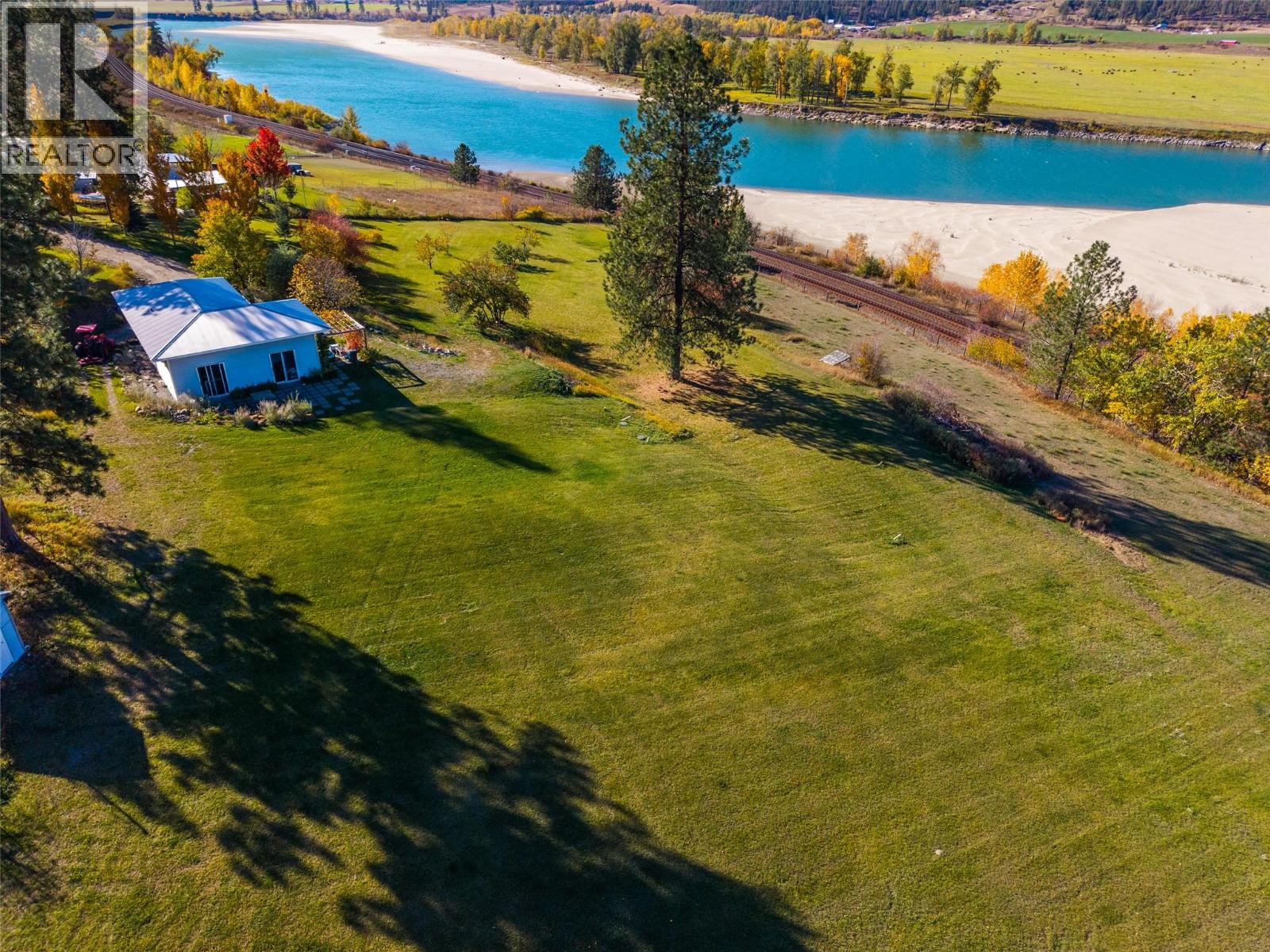 8121 Lyons Road, Kamloops - Image 1