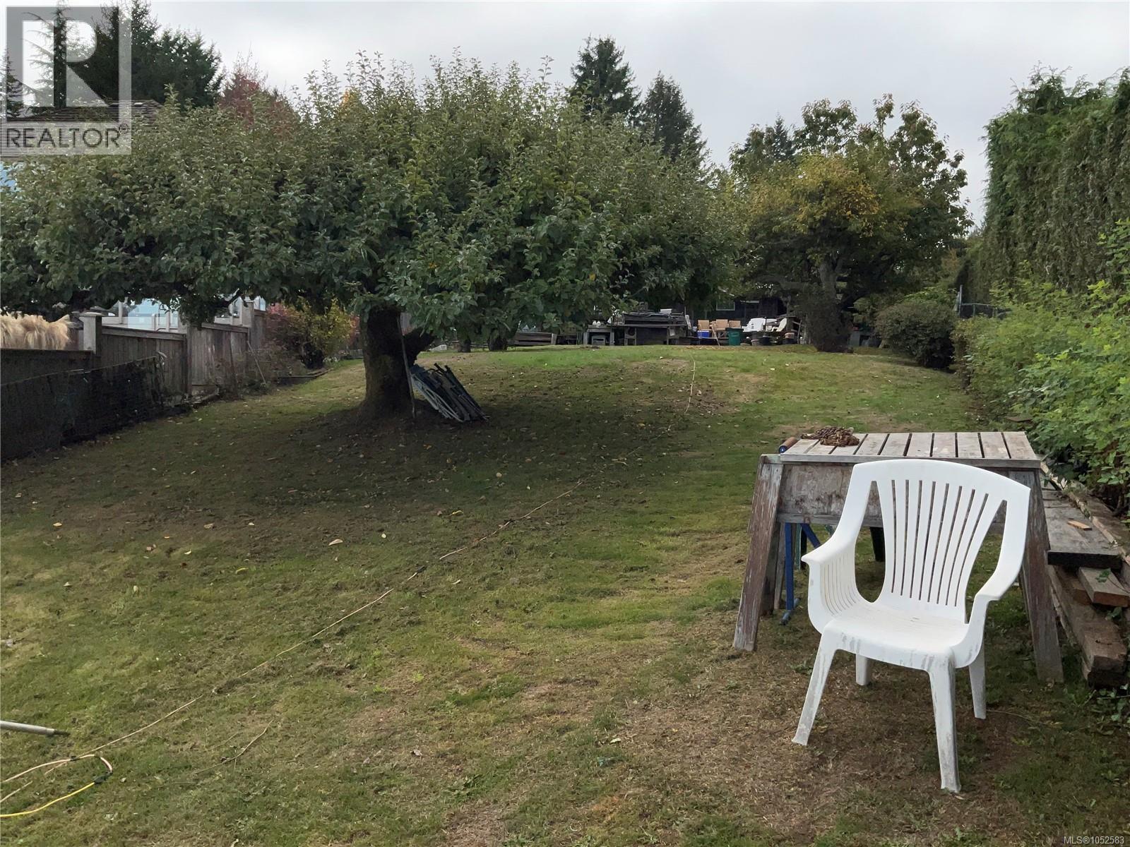 3875 Rumble Rd - 5