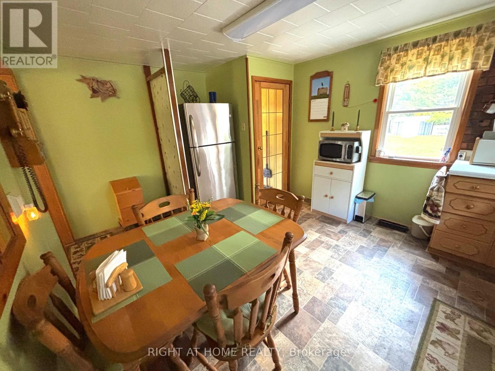 145853 Grey Road 12, Meaford, ON photo 3