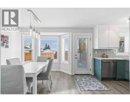 2003 Country Hills Circle Nw, Calgary, AB T3K4W7 Photo 10