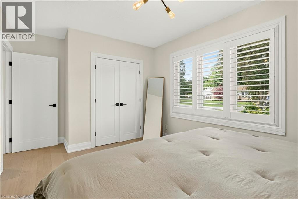 86 CUMMING Court - 23
