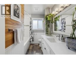 Bedroom - 1239 10th Street, Kamloops, BC V2B3A9 Photo 9