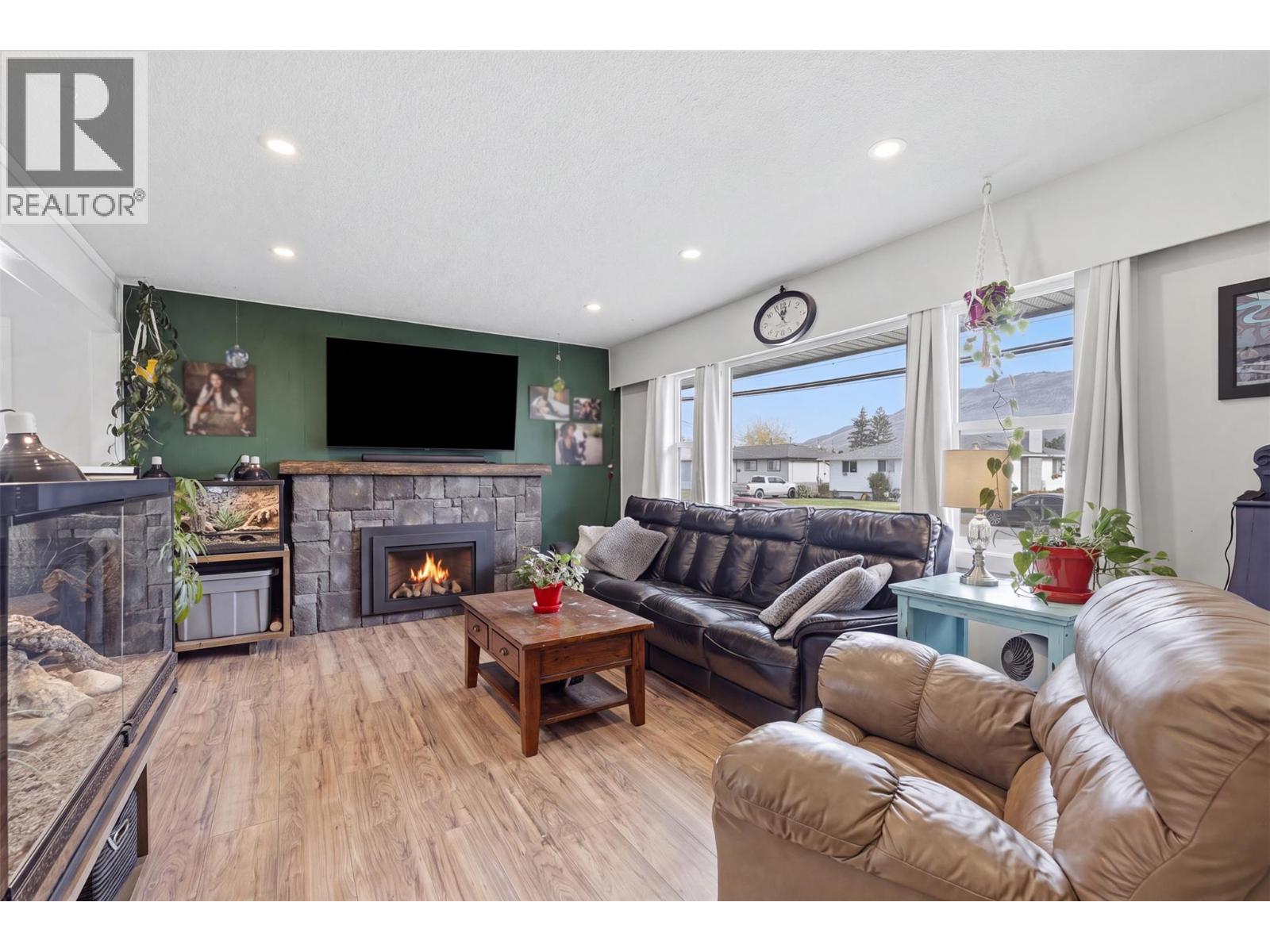 1239 10th Street - 2