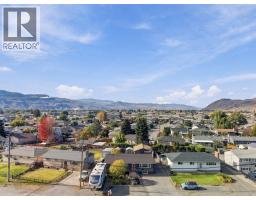 1239 10th Street, Kamloops, BC V2B3A9 Photo 55