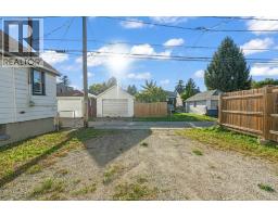 Utility room - 1565 Gladstone Avenue, Windsor, ON N8X1Z3 Photo 9