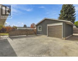 1239 10th Street, Kamloops, BC V2B3A9 Photo 37