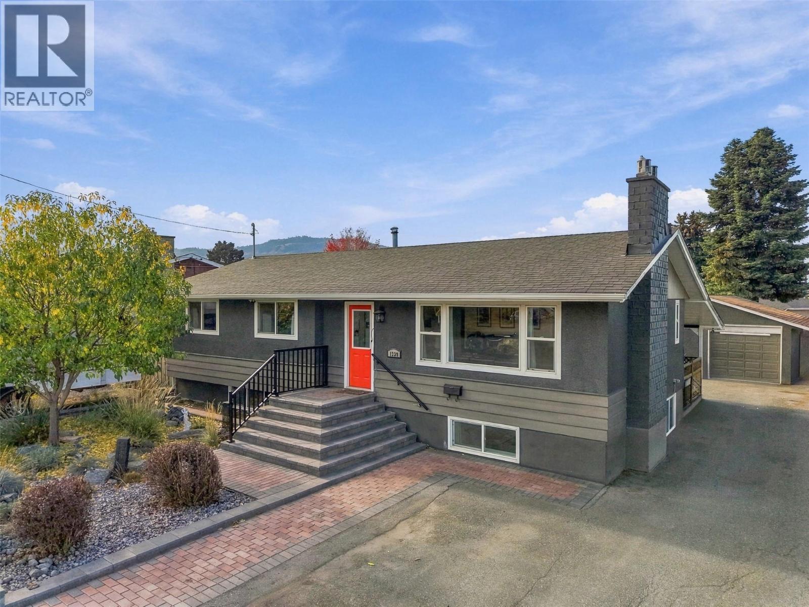 1239 10th Street - 12