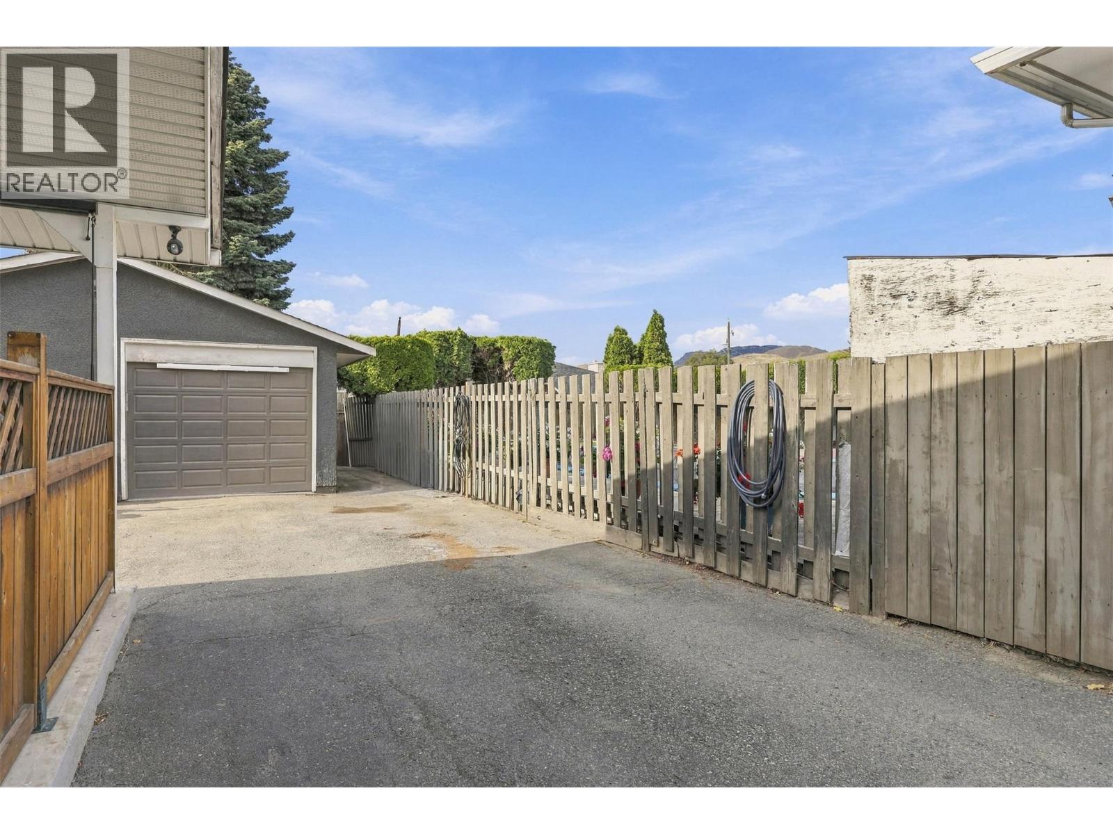 1239 10th Street - 36