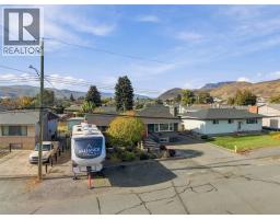 1239 10th Street, Kamloops, BC V2B3A9 Photo 25