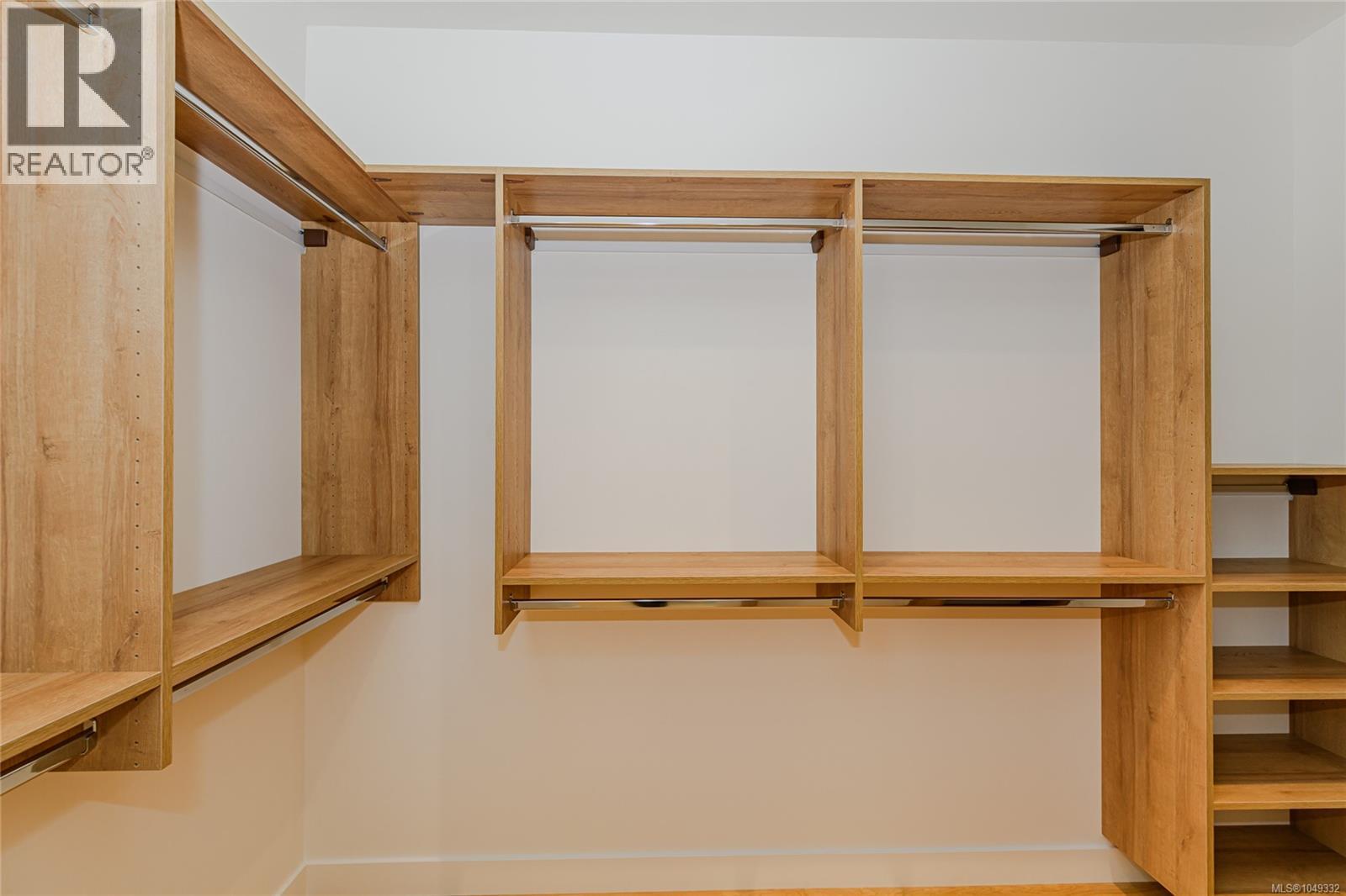  296 Canvasback Place, Salt Spring