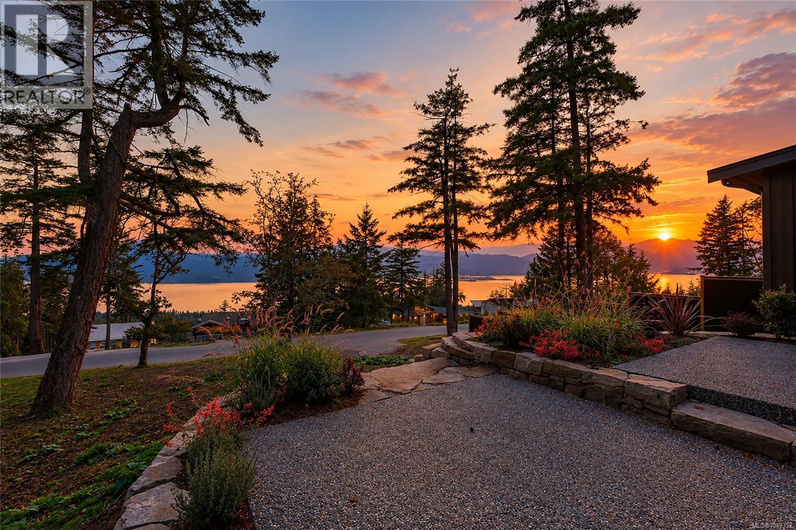  296 Canvasback Place, Salt Spring