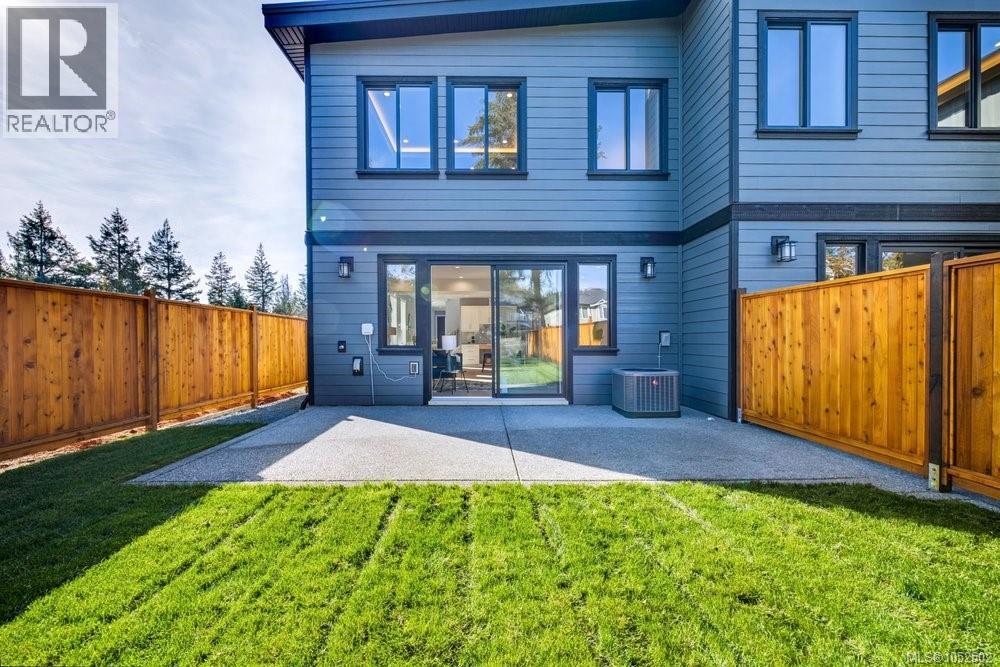  3861 Olympian Way, Langford
