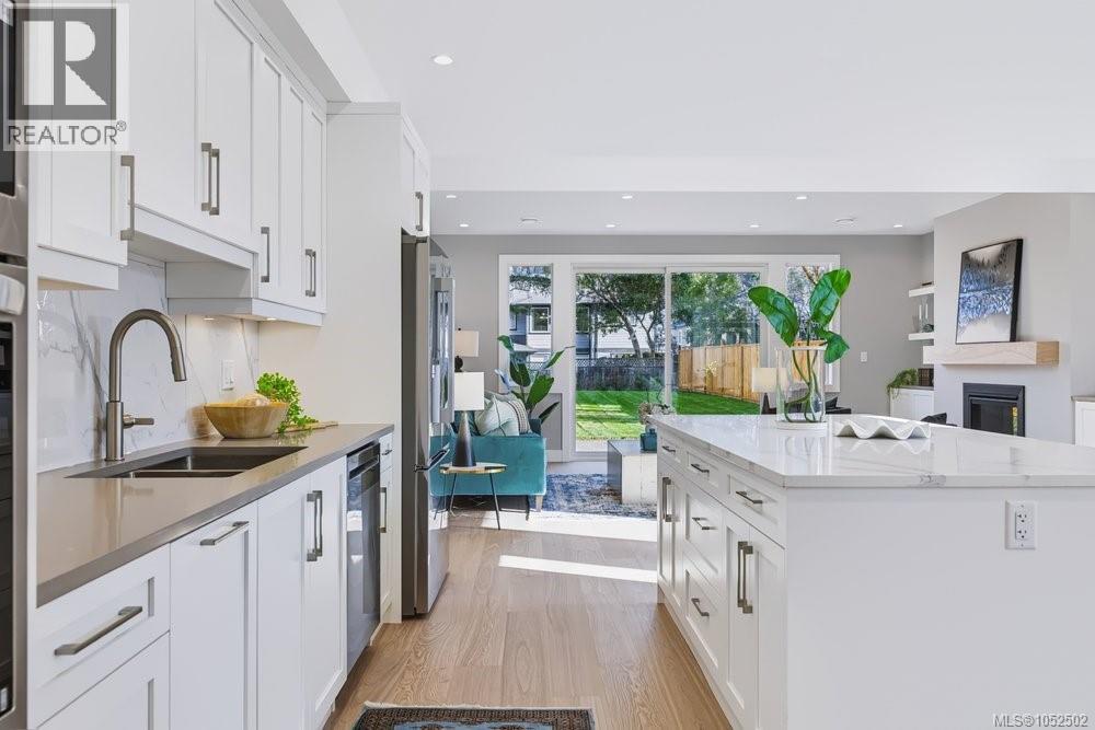  3861 Olympian Way, Langford
