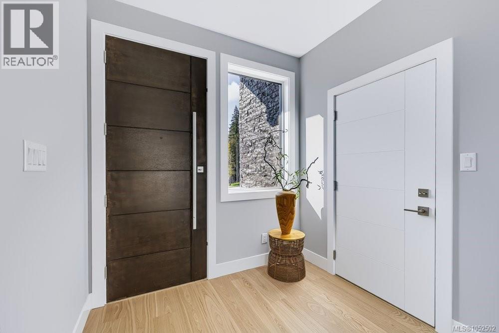 3861 Olympian Way - 5