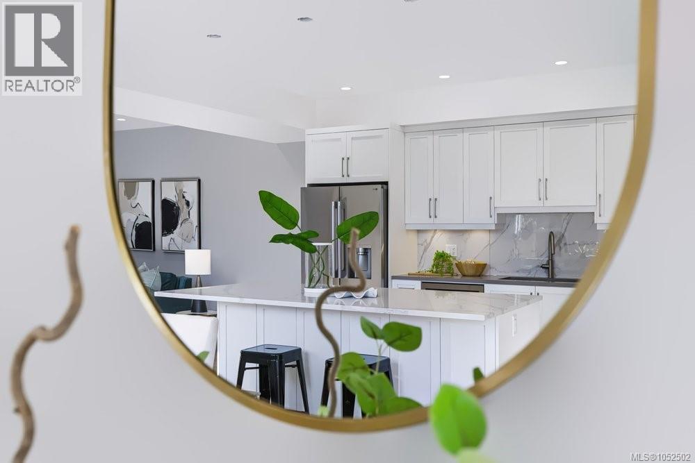  3861 Olympian Way, Langford