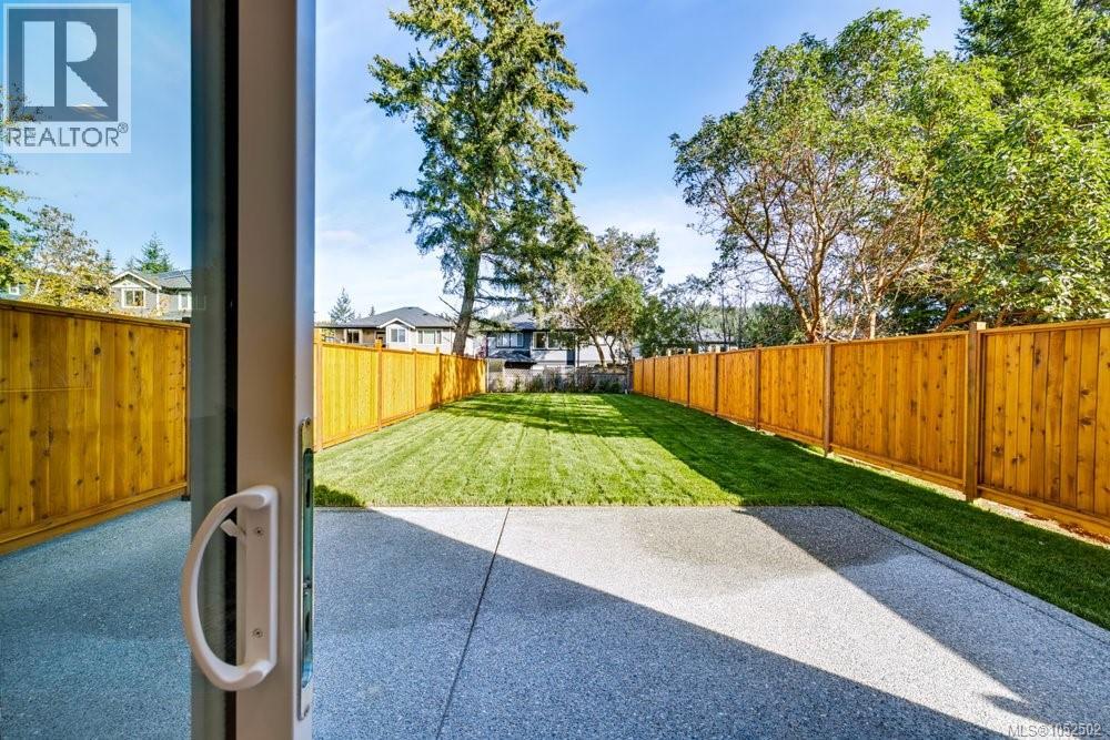  3861 Olympian Way, Langford