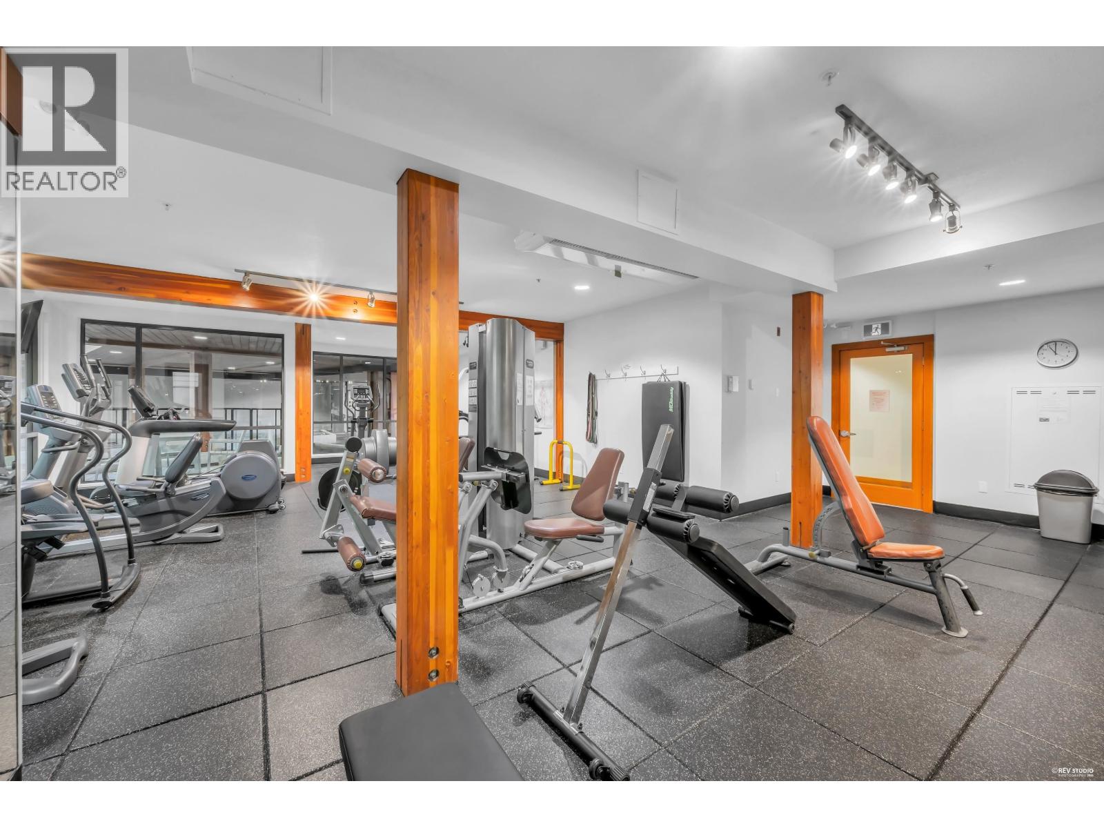 Photo of 226 723 W 3RD STREET 7