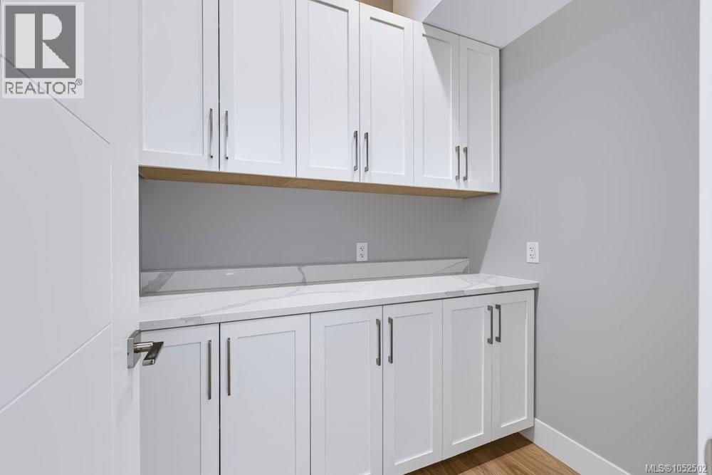  3861 Olympian Way, Langford