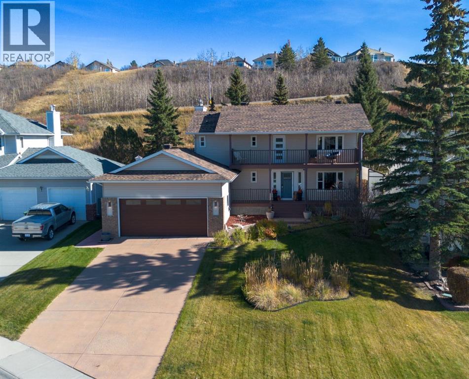 249 Chinook Drive, Cochrane — photo 2