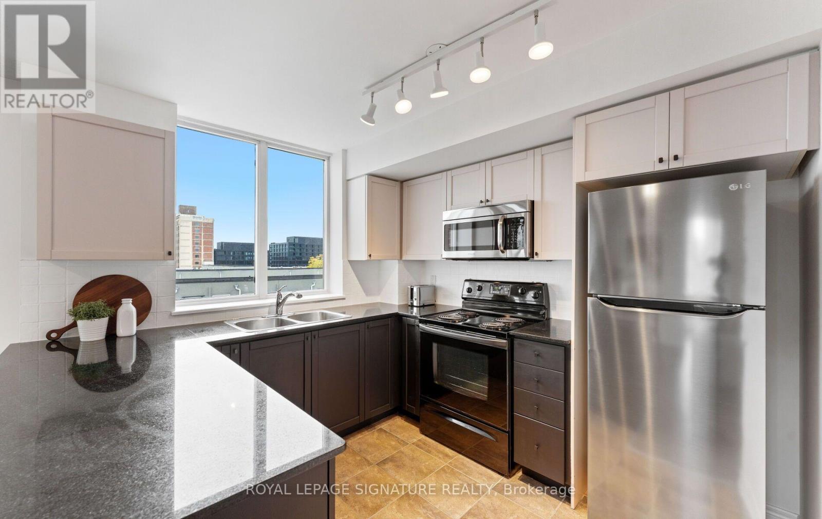 604- 1369 Bloor Street West, Toronto, ON photo 14